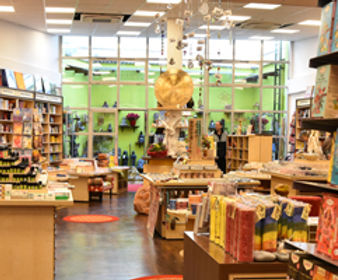 Schirner_Buchhandlung_Darmstadt_Innen.jpg