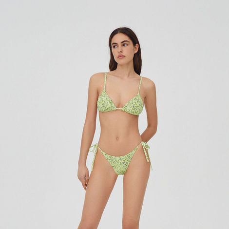 Bikini triangulo 2