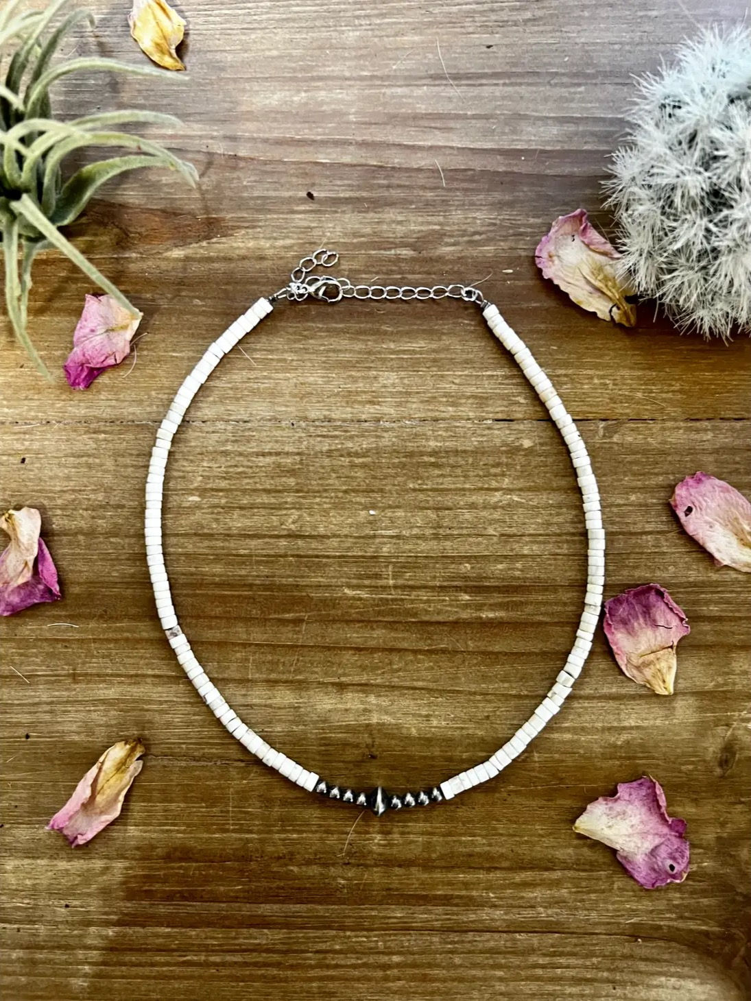 Magnesite and Navajo Pearl Necklace