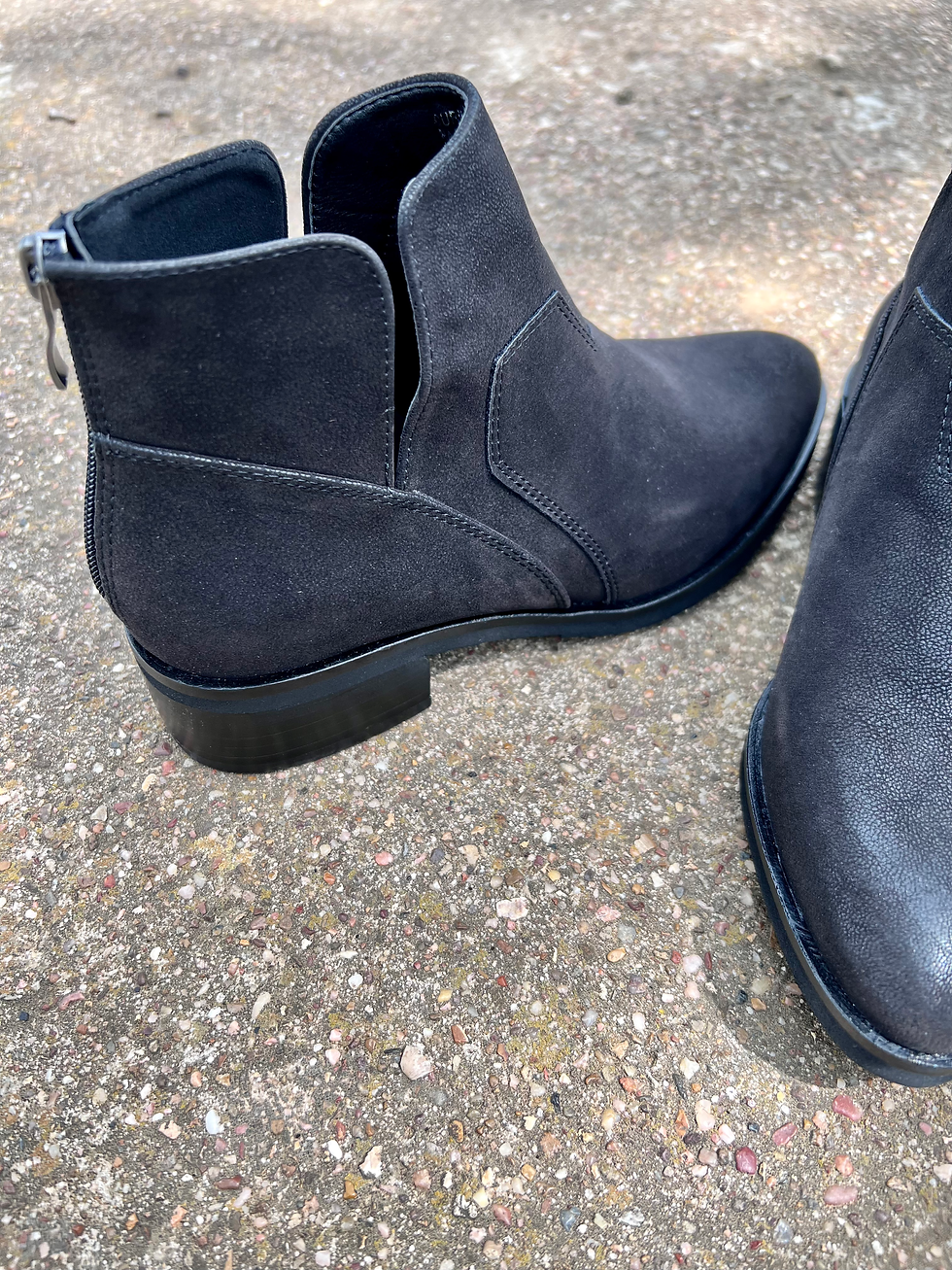 Thumbnail: Corkys Curry Ankle Boot, Black