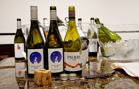 吾妻山麓ワイナリーのワイン お料理とのマリアージュで気に入ったワインはパーティ終了後に購入出来ました