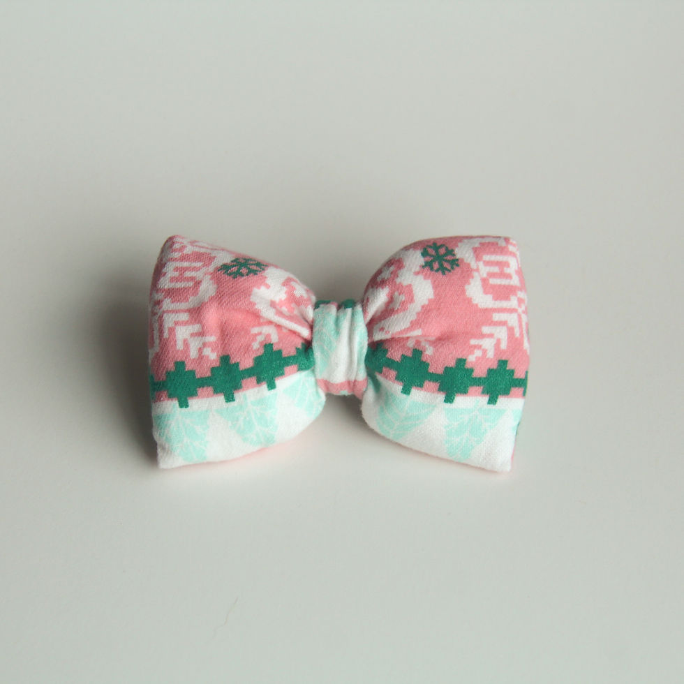 winter pink green felt pet bow tie for dogs and cats front view