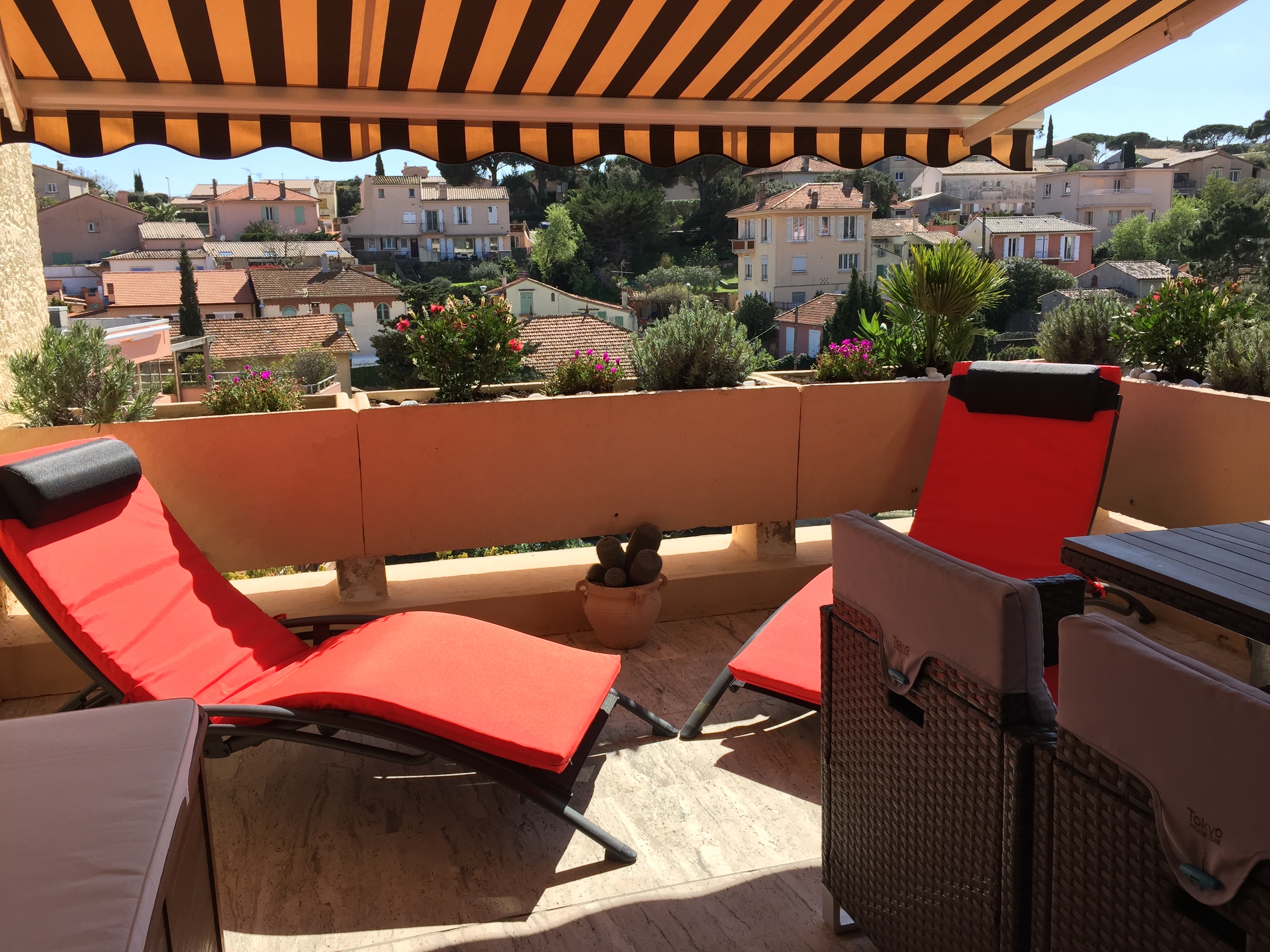 B&B à petit prix SainteMaxime Locations Les Roses Marines