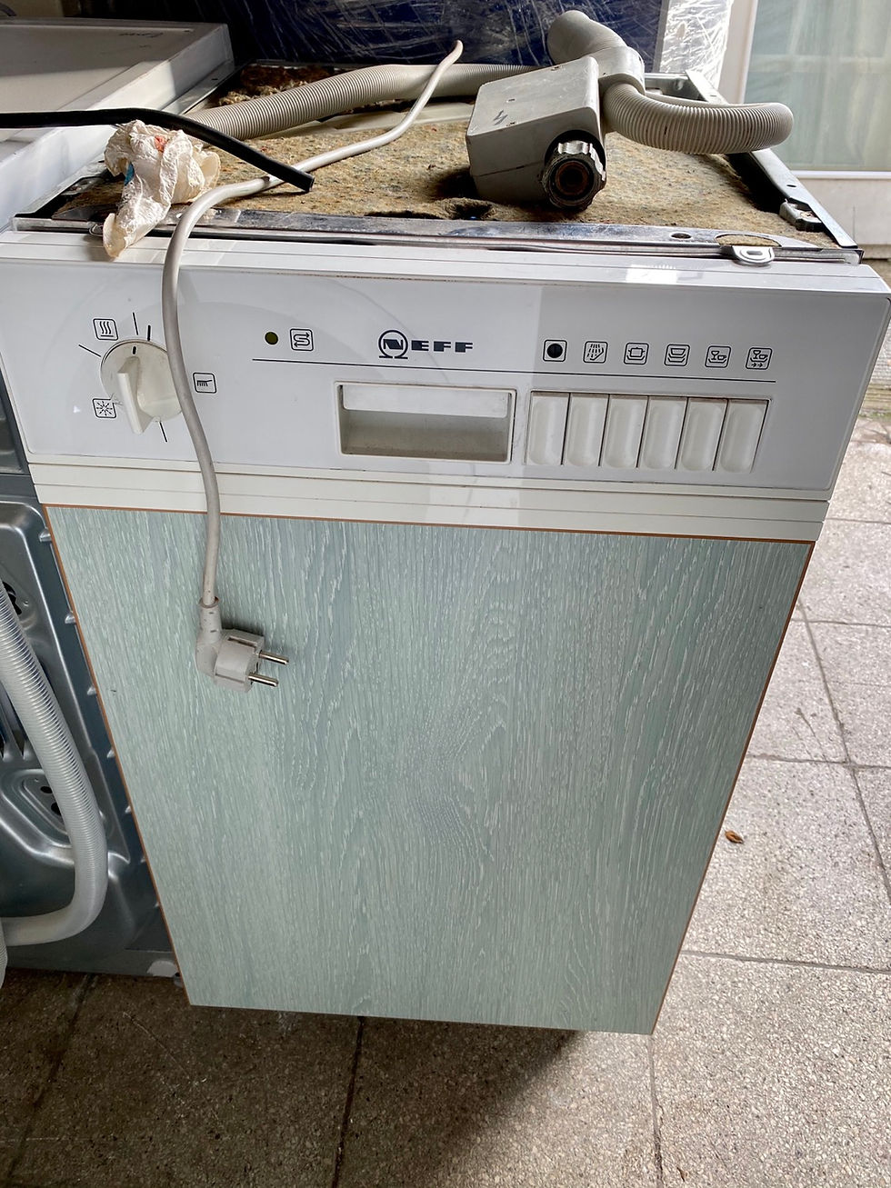 Miniaturbild: Geschirrspüler NEFF Unterbaufähig mit Holzblende￼