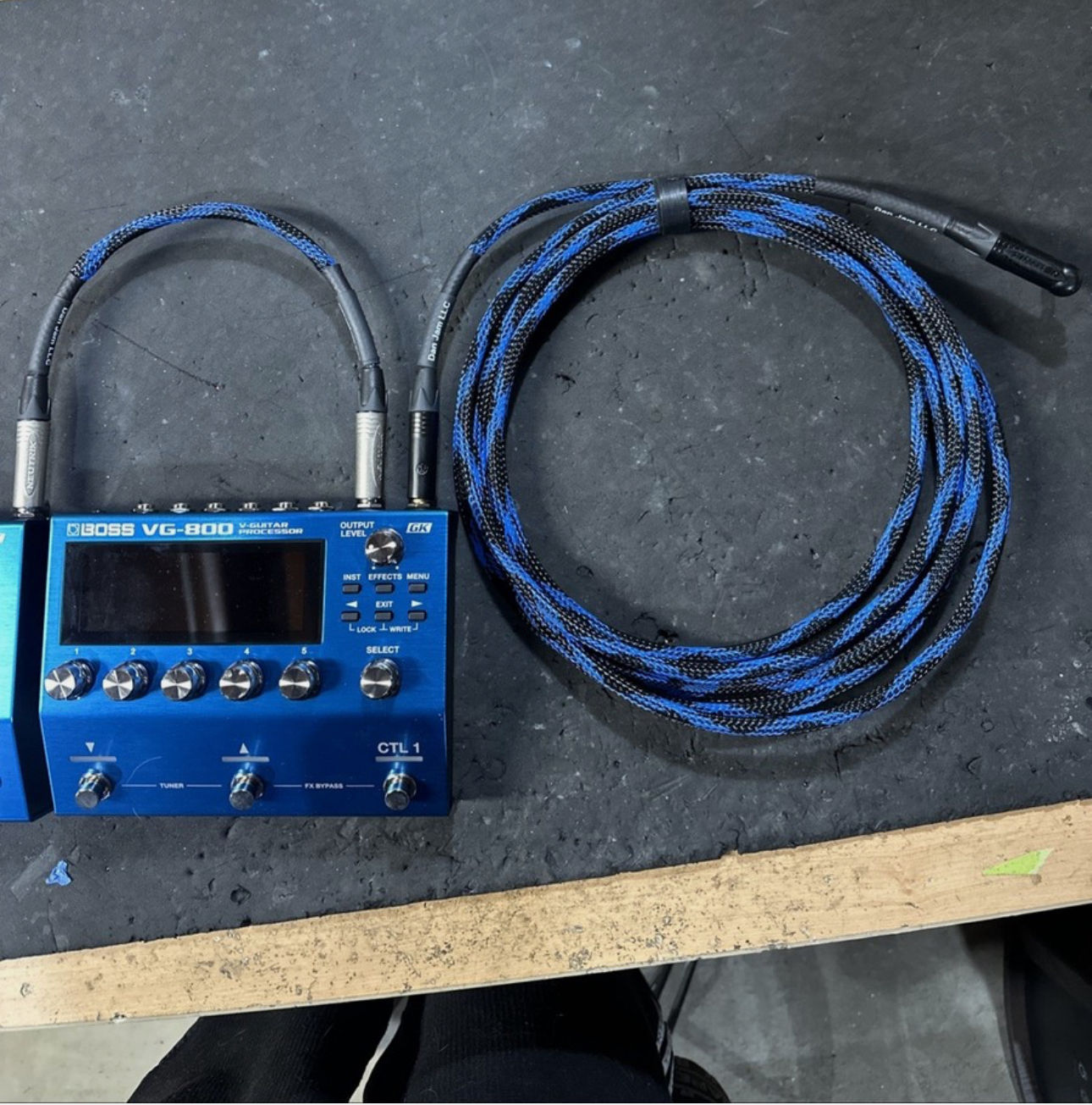 Dan Jam Custom Boss Roland Serial Cable for GK MIDI devices