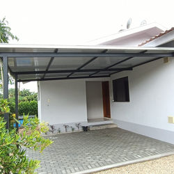 Estrutura com chapa painel