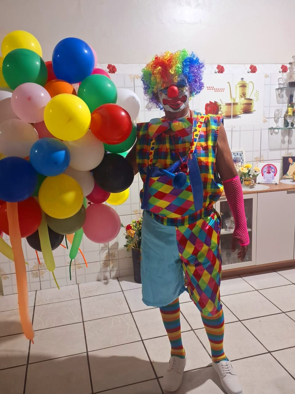 PROFESSOR RUI MOREIRA É O FOLIÃO DO CARNAVAL DE GUIMARÃES 2026 E RESGATA A MEMÓRIA DO PALHAÇO FITI FITI