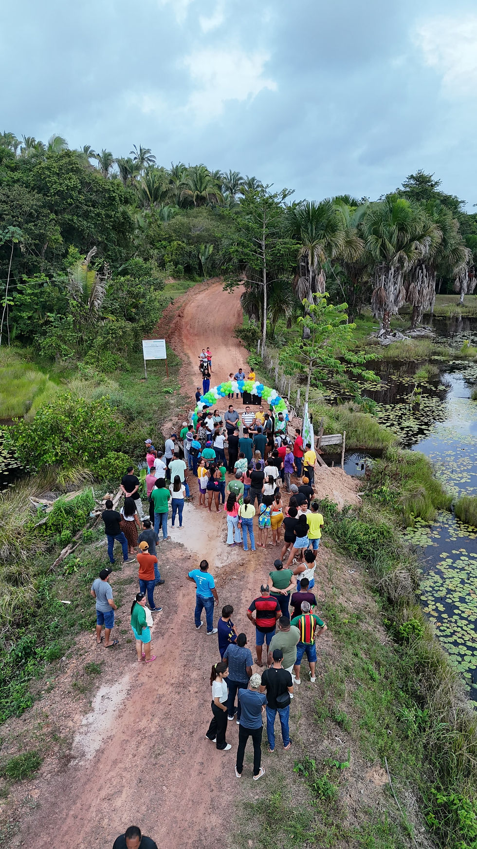 PREFEITO MAGNO CARTAGENES INAUGURA PONTE EM PERI