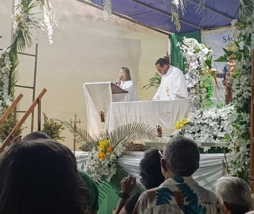 A missa de encerramento foi celebrada pelo vigário Padre Nataniel, marcando o ponto alto do festejo.