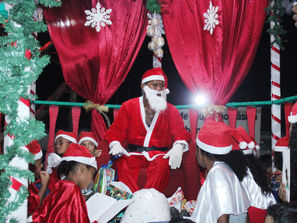 Flashes do Natal da Pracinha do Urbano Santos (2)