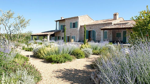 jardin-provencal-lavande-realise-par-thomas-gentilini_5892711.jpg
