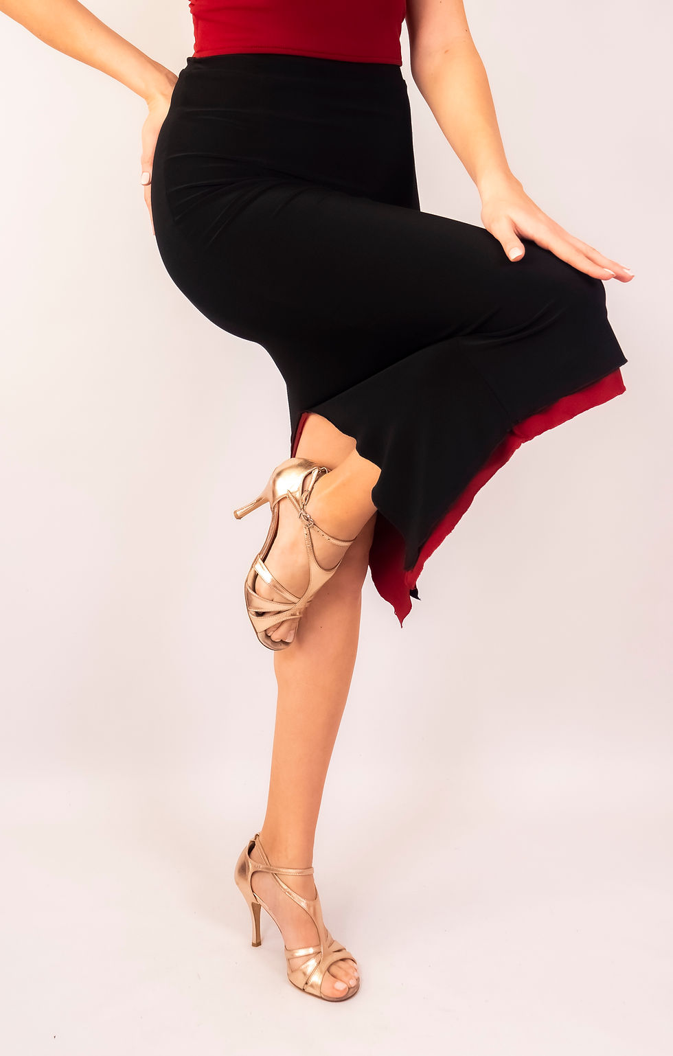 Thumbnail: Naomi Maroon & Black  Reversible Ruched Tango Skirt
