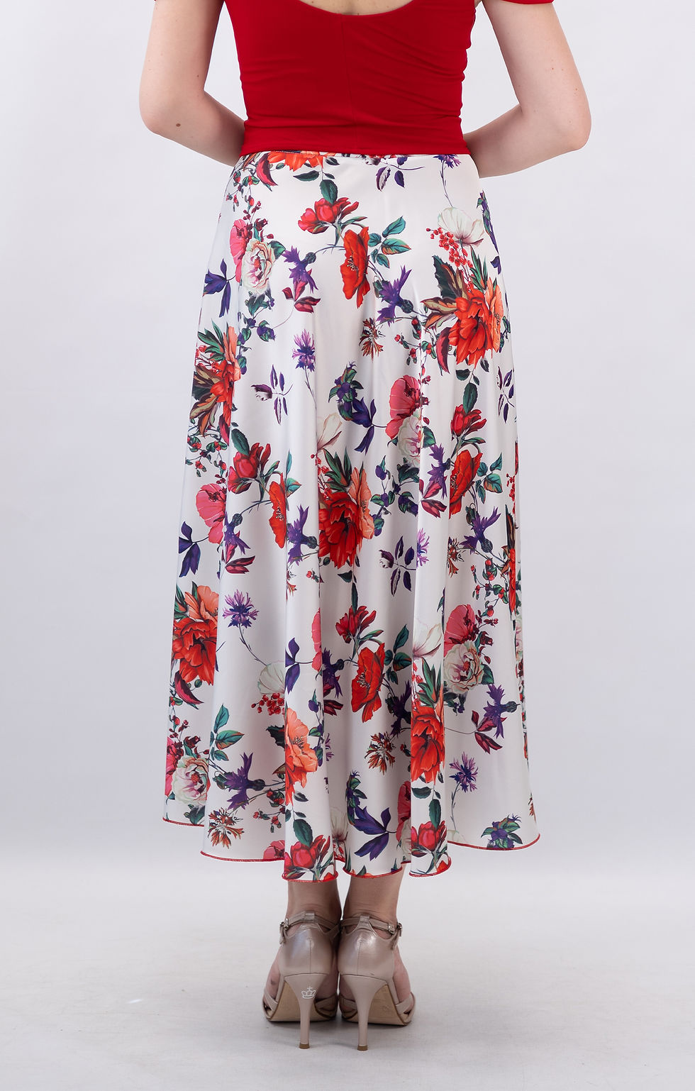 Thumbnail: Sophia-New Klosh Flowy&amp;amp Satin Tango Skirt Kopyası