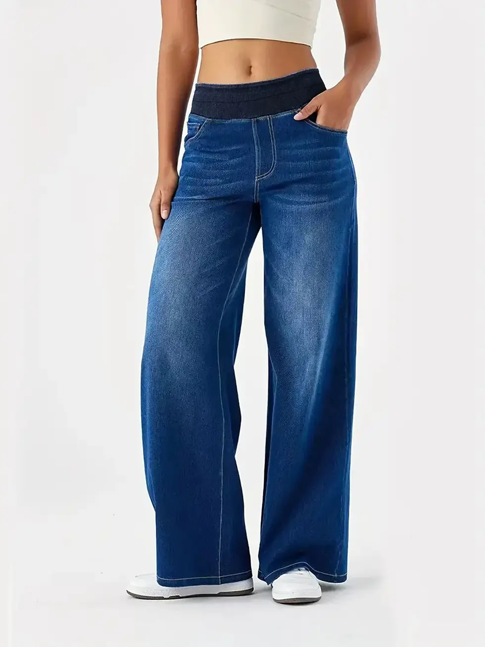 Thumbnail: Elastic Waist Loose Straight-Leg Jeans