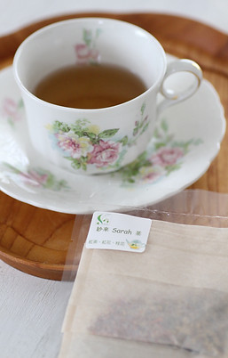 SarahTea.JPG