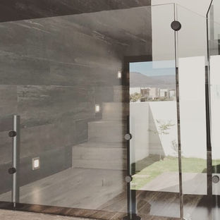 Barandal Poste Negro.jpeg