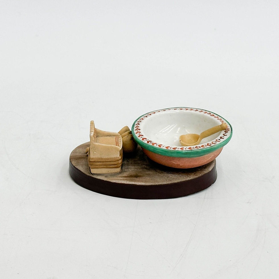 Thumbnail: Gardner Russian Pottery Porcelain Figurine Ornament Bowl circa 1890
