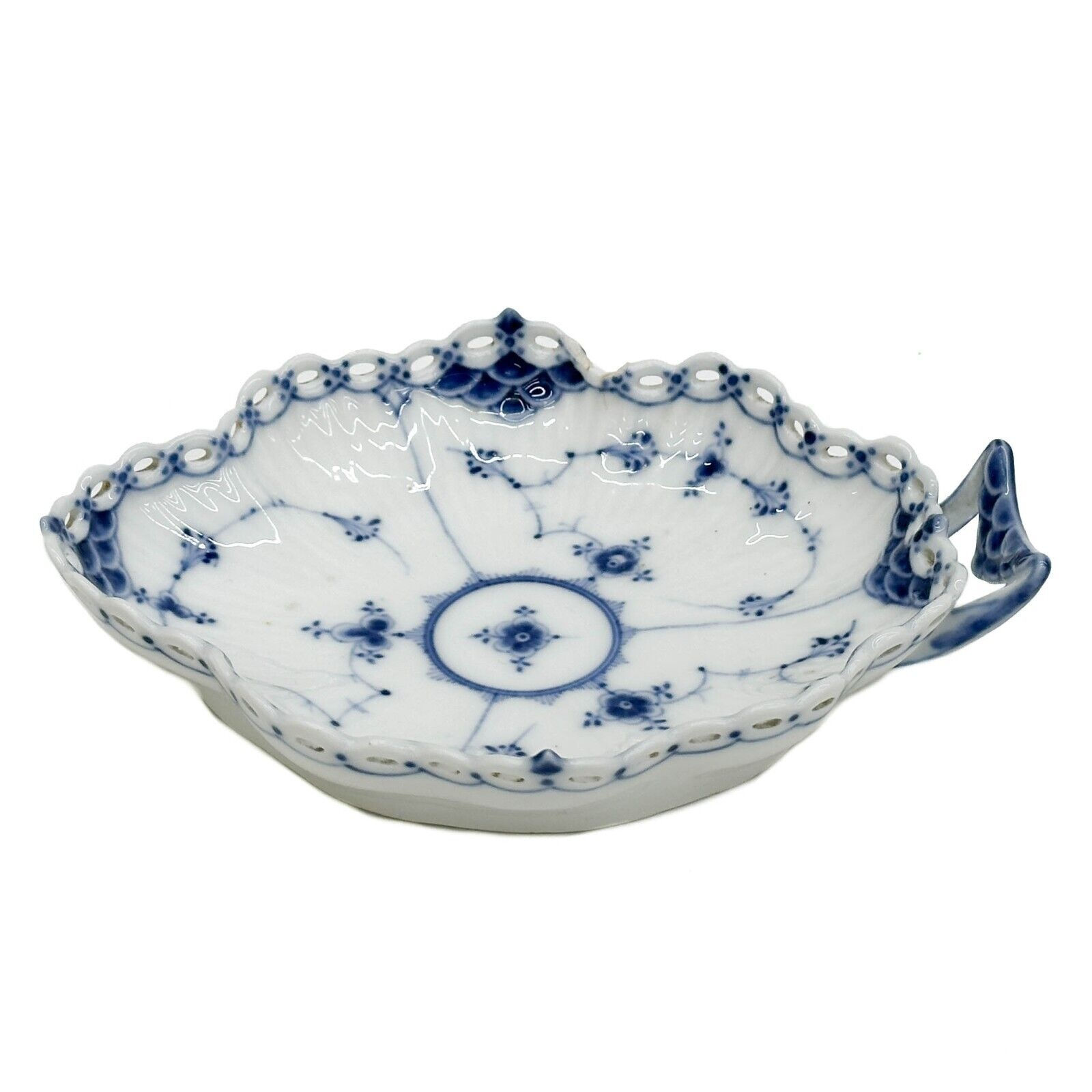Royal Copenhagen Denmark Blue Fluted Full Lace Leaf Form Dish circa 1820