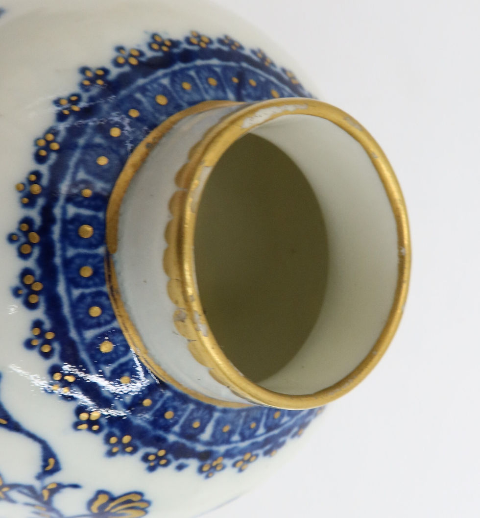 Thumbnail: Caughley Salopian English Blue White and Gilt  Chinoiserie Vase circa 1780