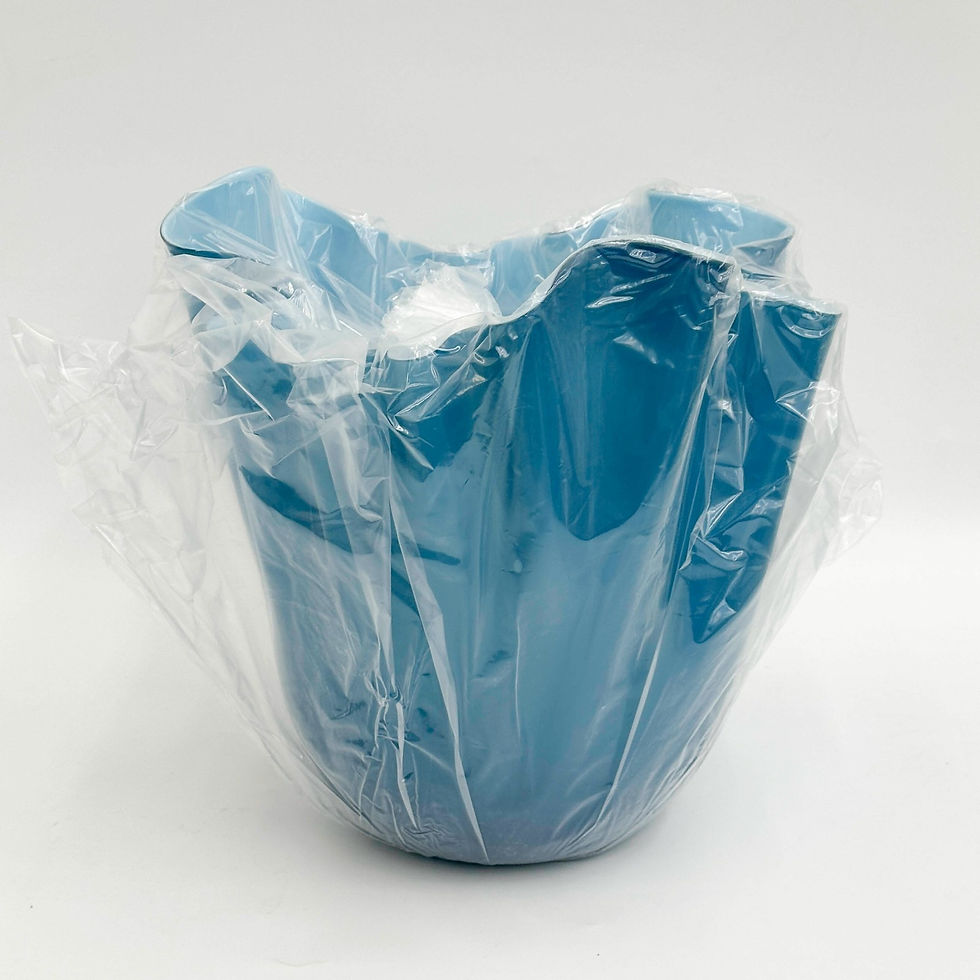 Thumbnail: Venini Fazzoletto Handkerchief Glass Vase Fulvio Bianconi Blue & Aqua with Box
