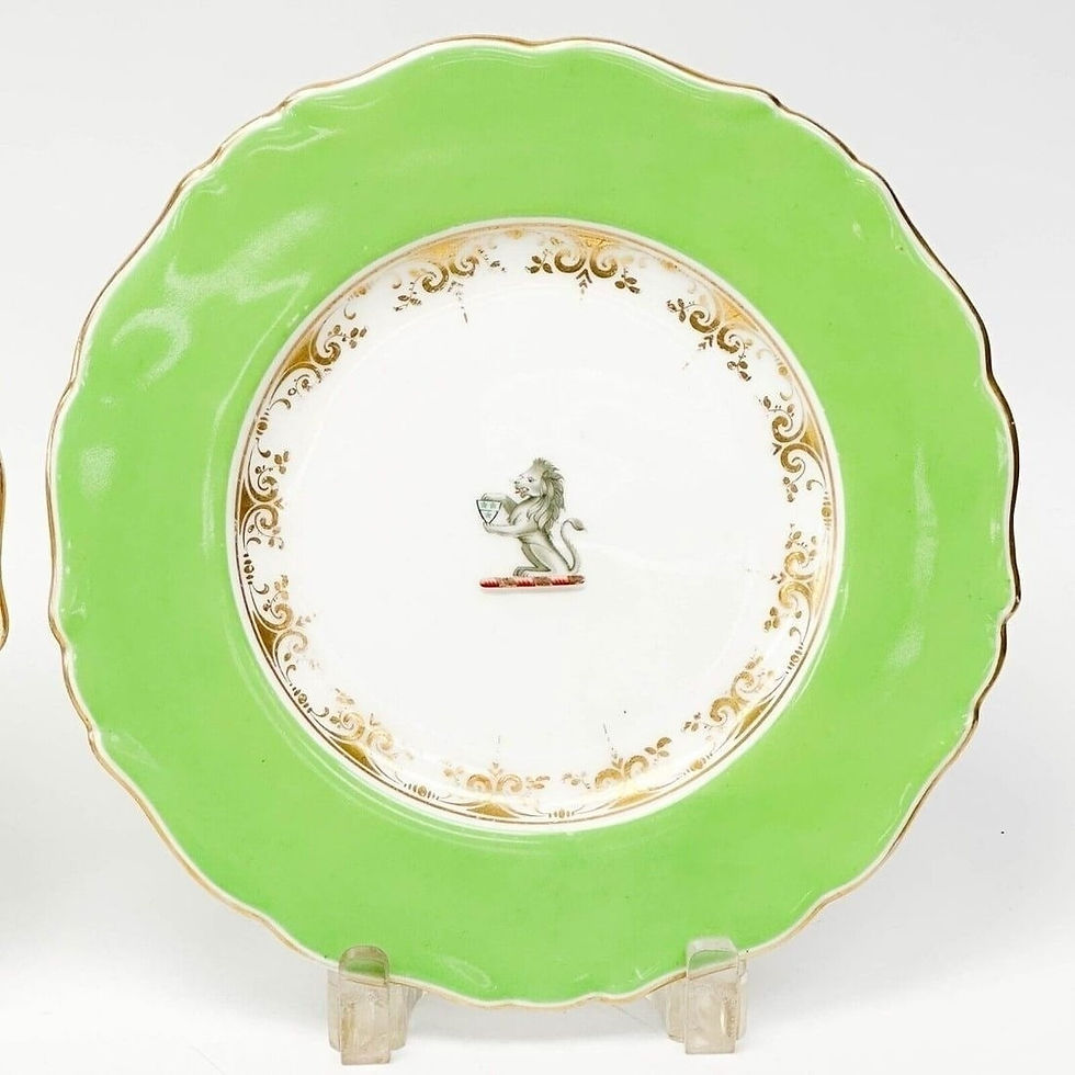 Thumbnail: Pair G Grainger Worcester Green Porcelain Armorial Lion Cabinet Plates c1800