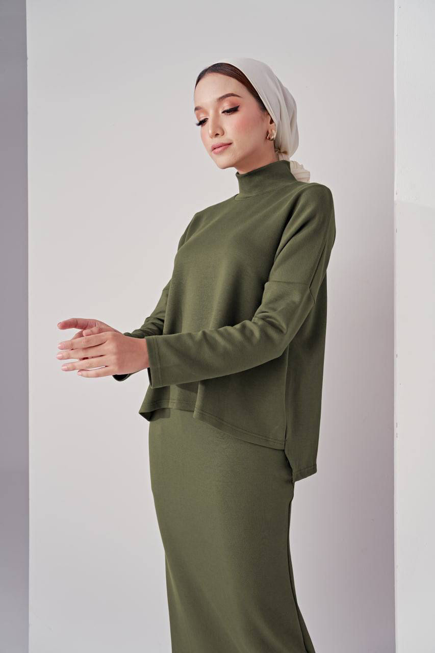 Lalisa Set In Moss Green