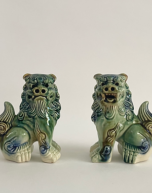 Pair Of Beautiful Vintage Sancai Oriental / Chinese Foo Dogs
