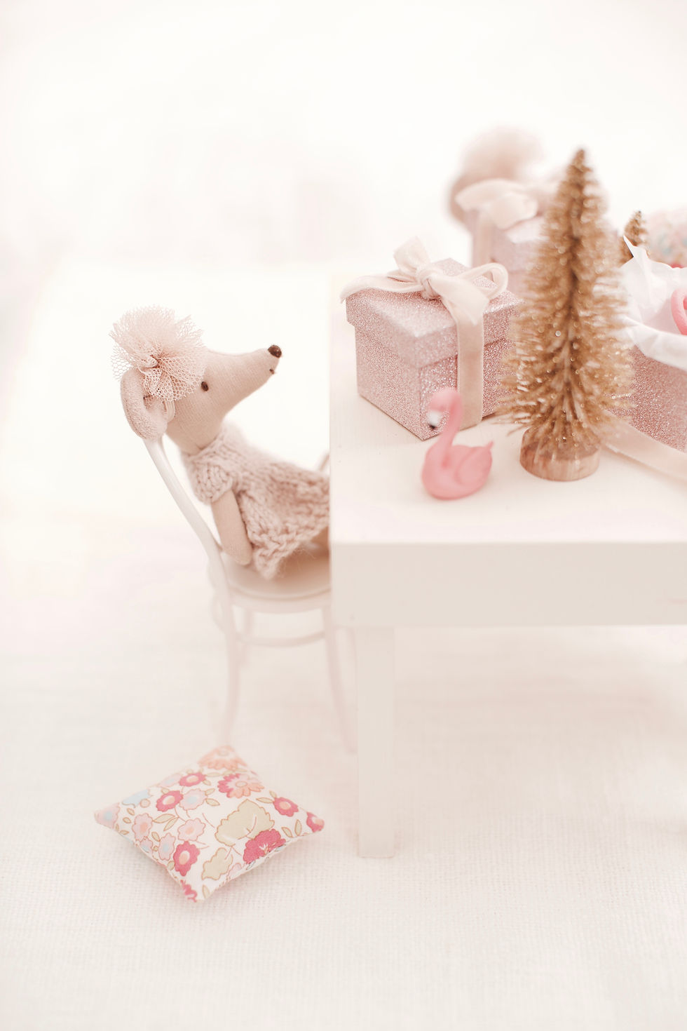 Thumbnail: LOM Pink Flamingo Gift Box