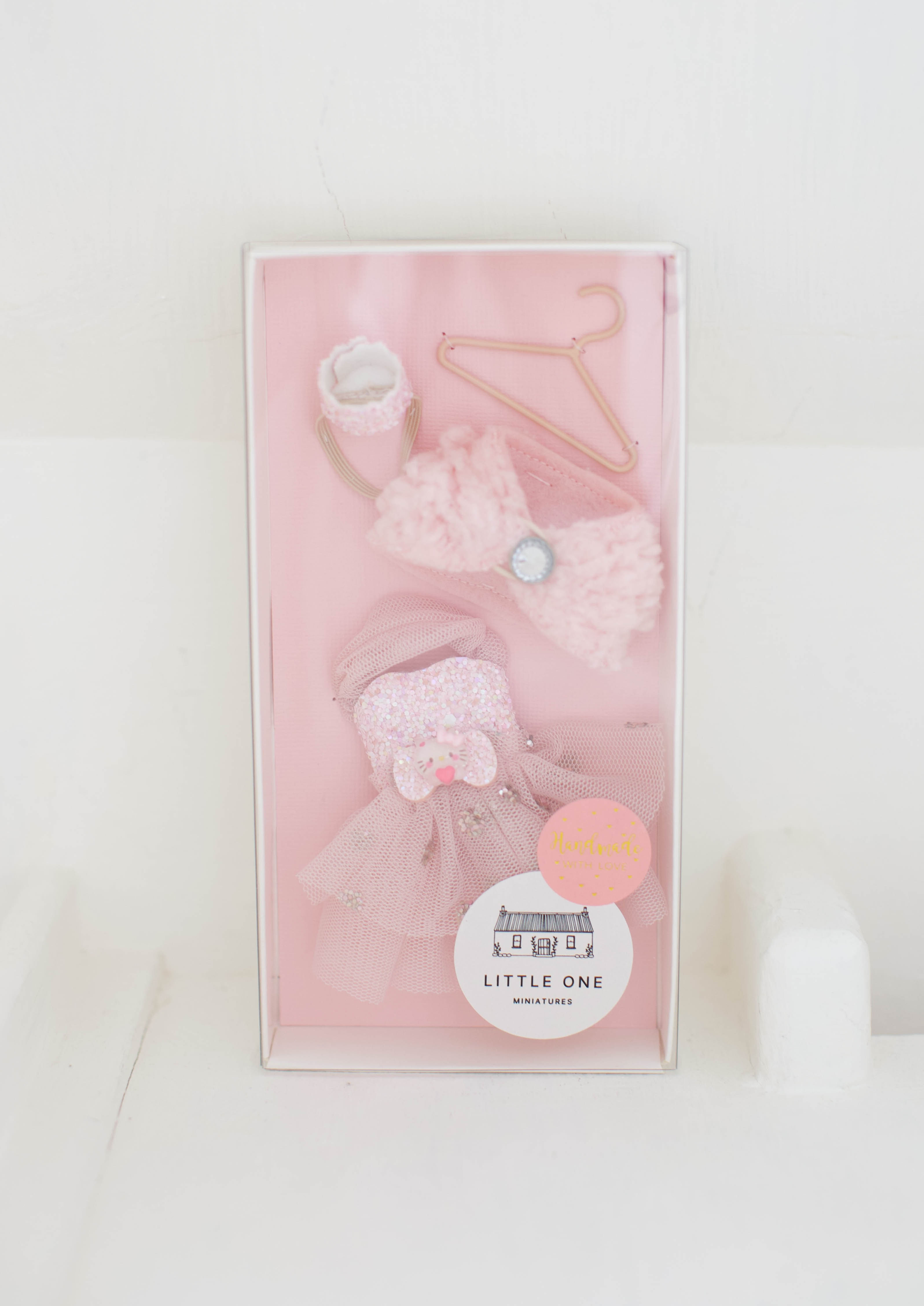 LOM Limited Edition Kitty Princess Outfit Set for Big Sis
