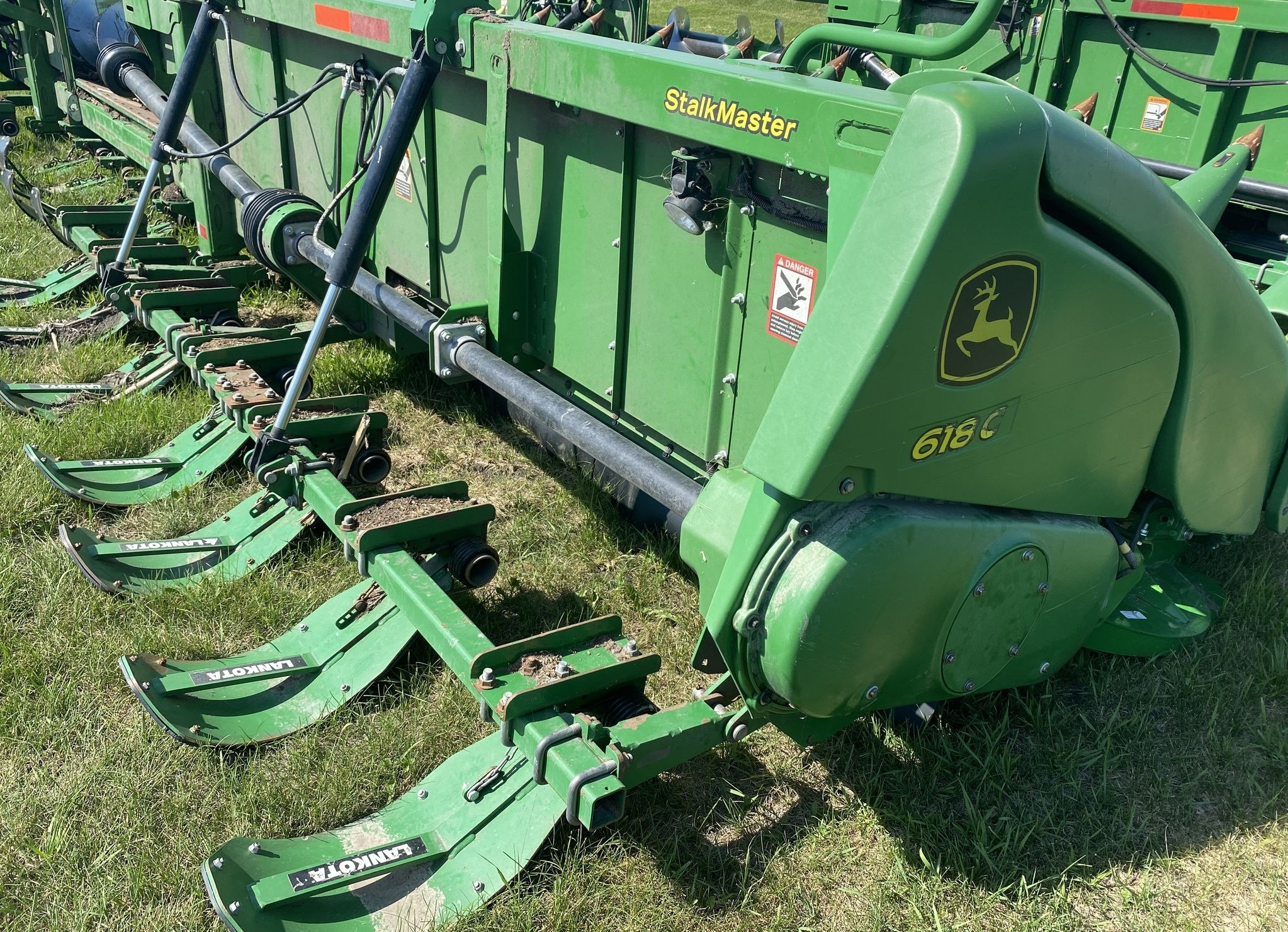 2017 John Deere 618C Corn Header