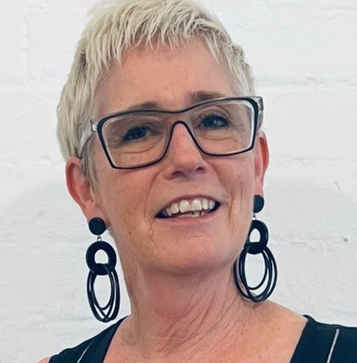 Frank Ideas Oh! Earrings