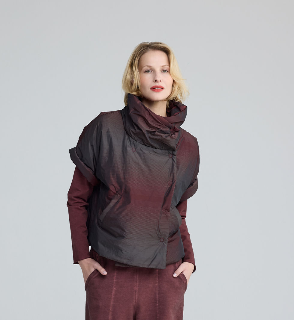 Luukaa Mulberry Cinema Vest