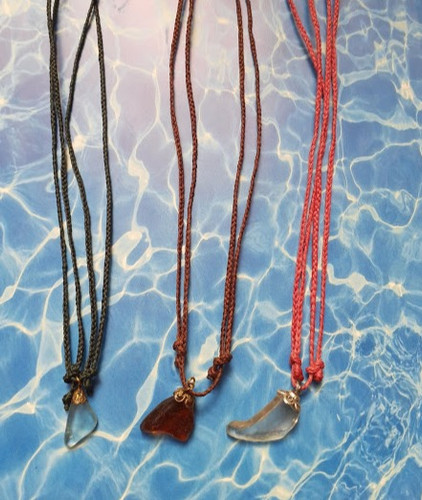 沖縄座間味＊シーグラスネックレス.c】 まくら 