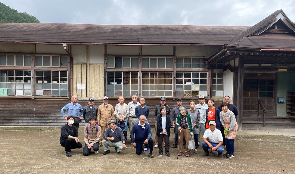旧南川小学校跡地の清掃作業を行いました