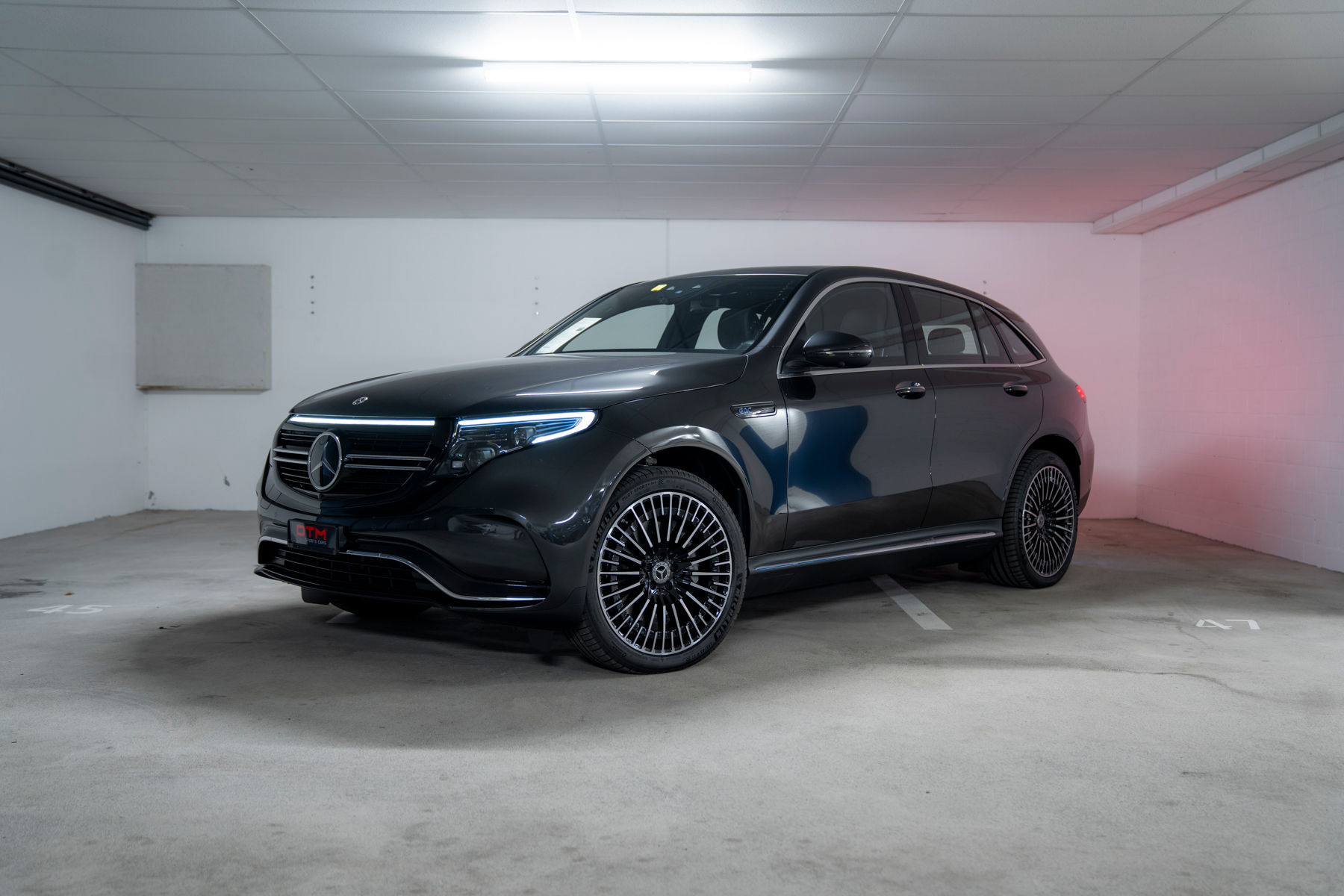 MERCEDES-BENZ EQC 400 4Matic EQ AMG Line (SUV / Geländewagen)