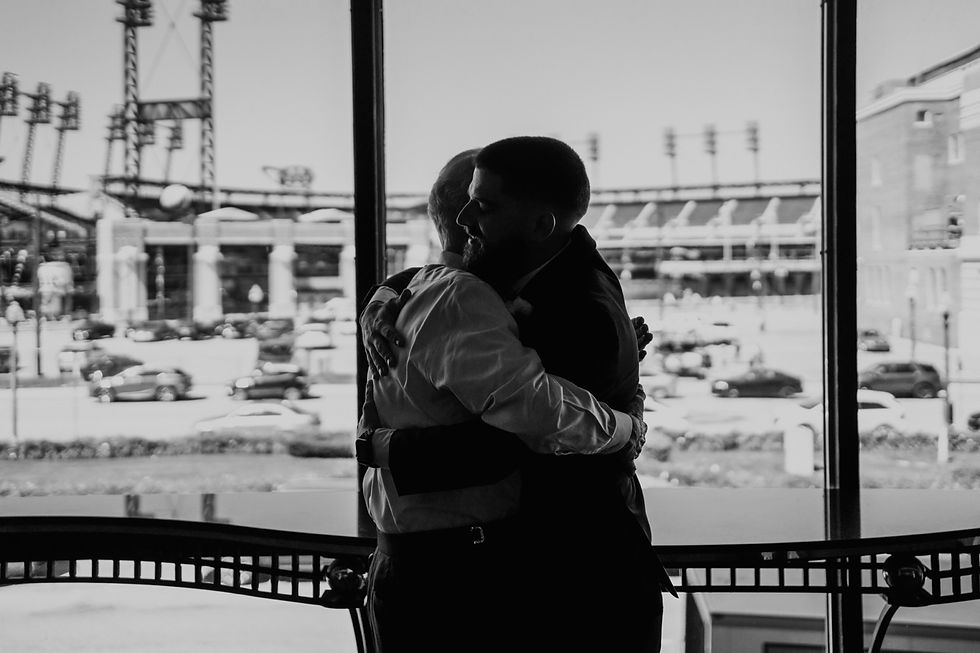 Michigan wedding photography by Nicole Leanne Photography