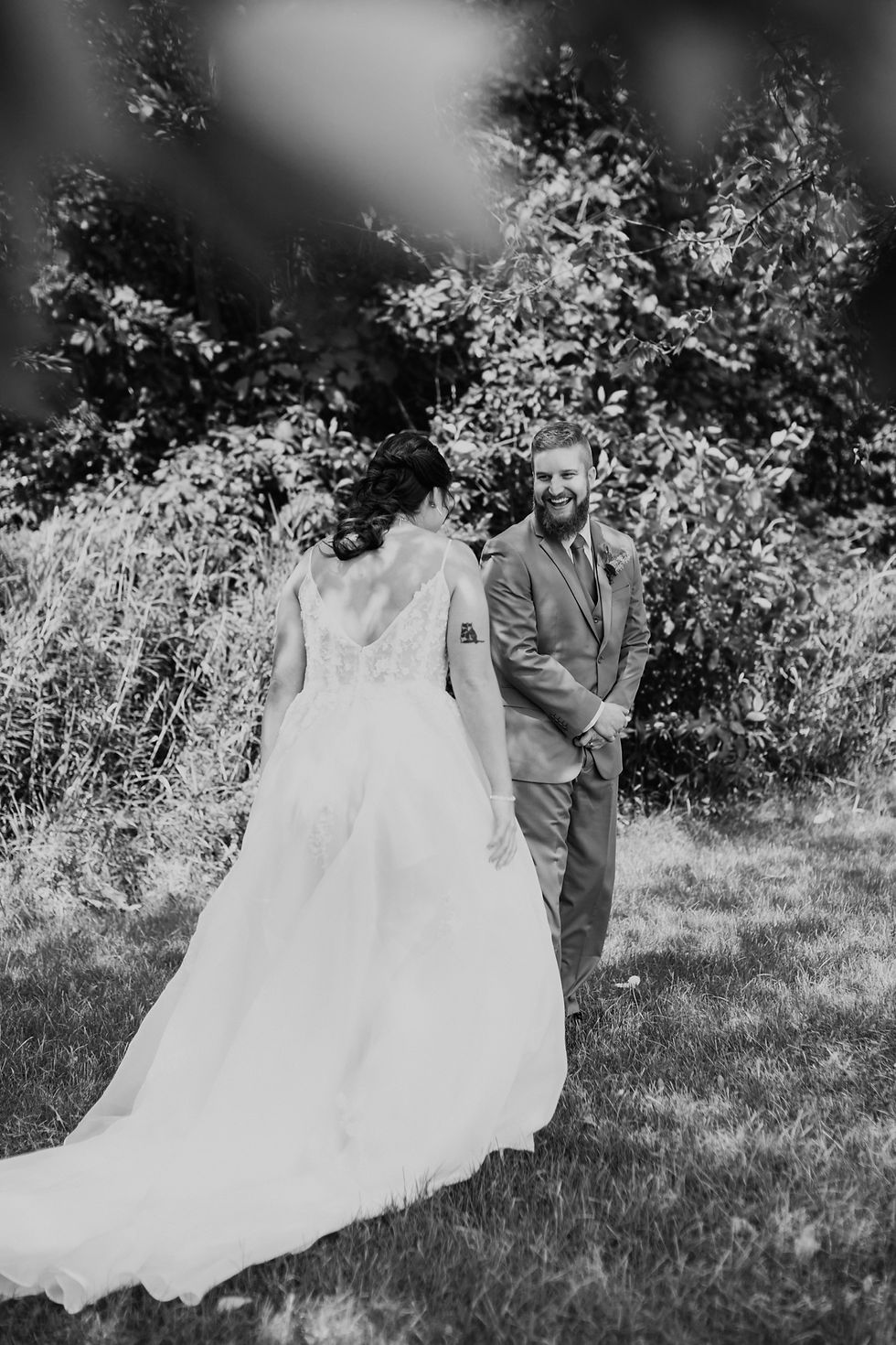 Michigan wedding photography by Nicole Leanne Photography