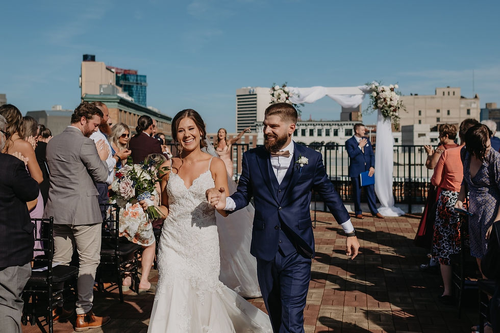 Michigan wedding photography by Nicole Leanne Photography