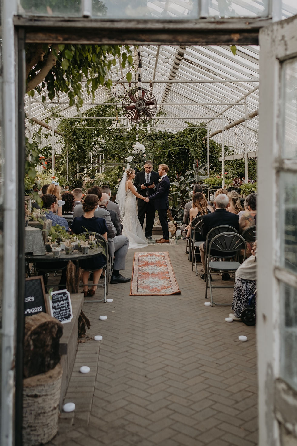 Michigan wedding photography by Nicole Leanne Photography