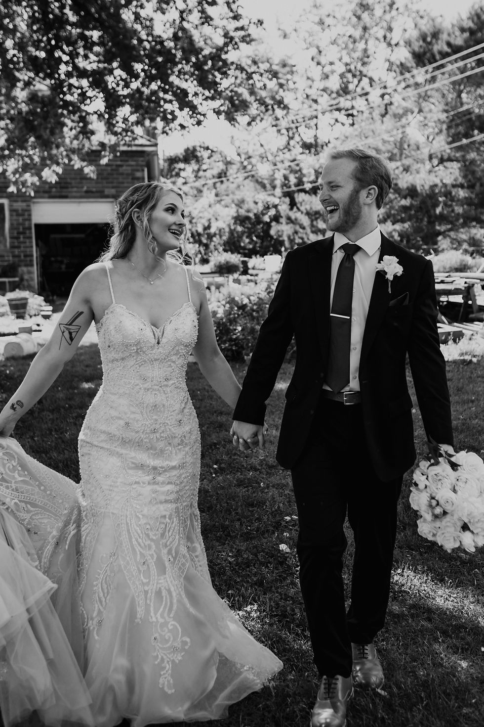 Michigan wedding photography by Nicole Leanne Photography