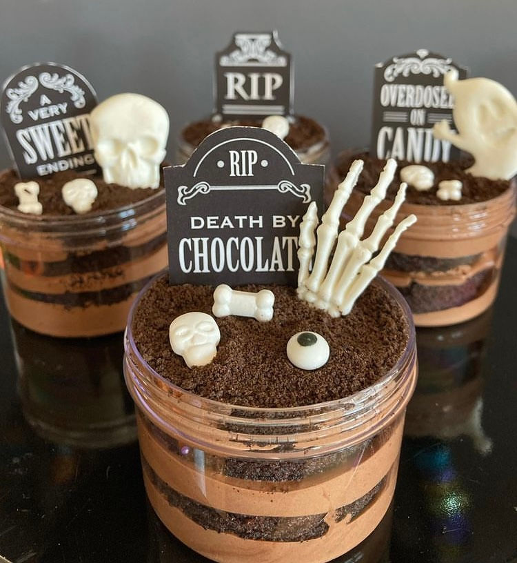 Thumbnail: Cadılar Bayramı Temalı Kavanoz Cupcake/ Halloween Cupcake Jars