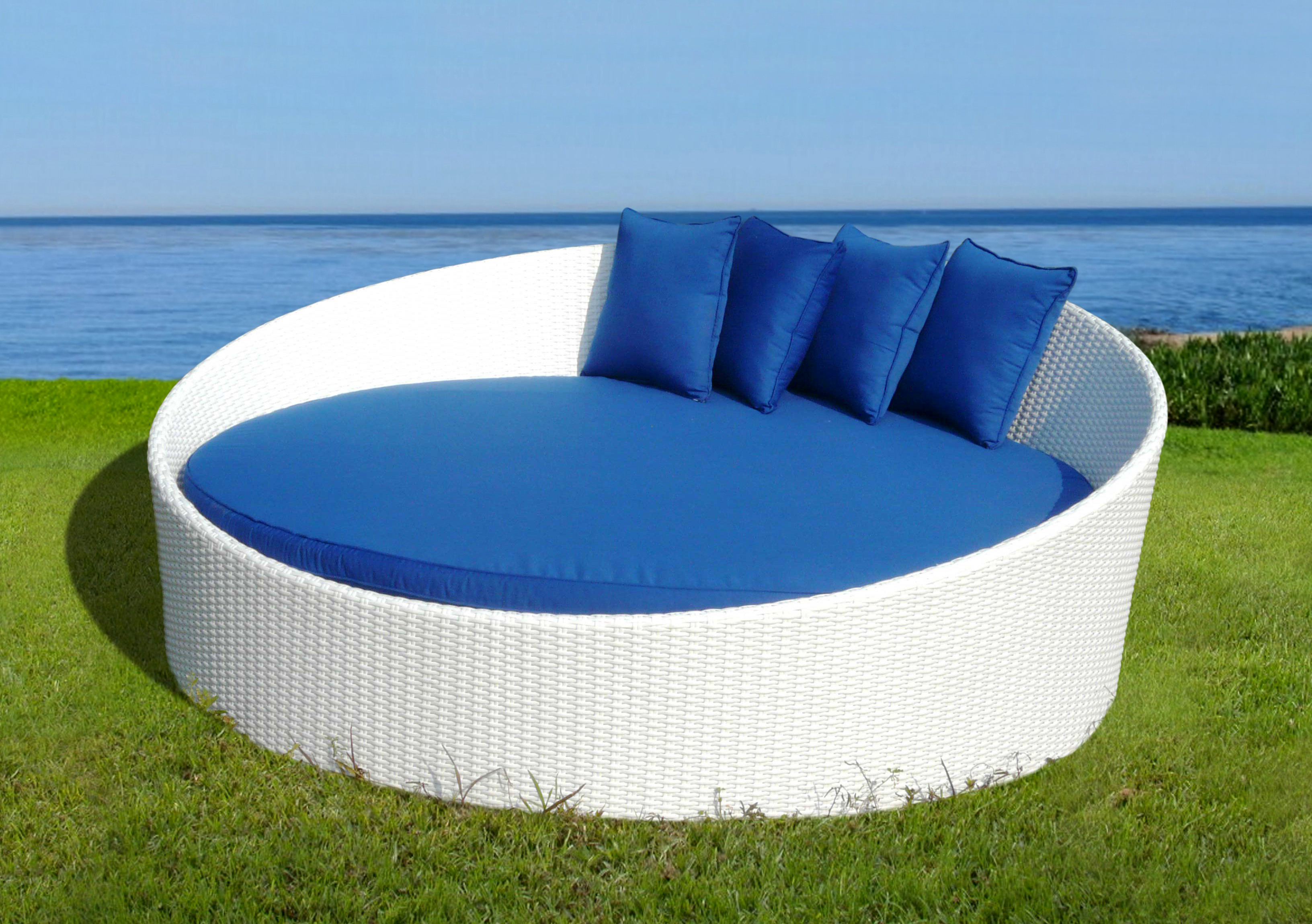 Synthetic Rattan Daybed