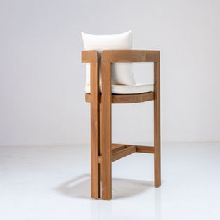 Outdoor bar chairs in Dubai for patio, garden bar, poolside and terrace seating,  Outdoor bar stools in Dubai for garden bar, poolside counter and villa terrace seating