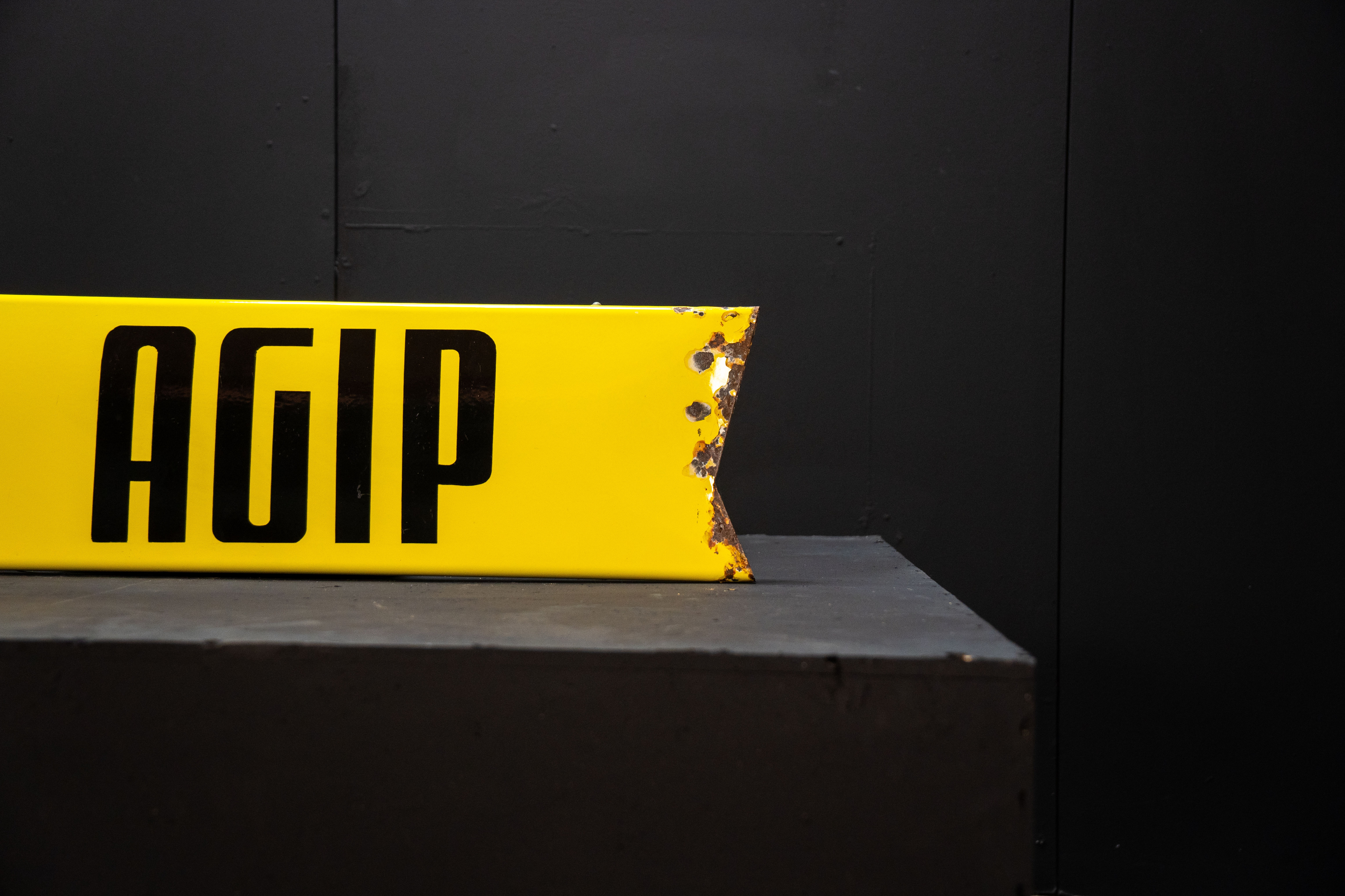 Agip enamel arrow sign