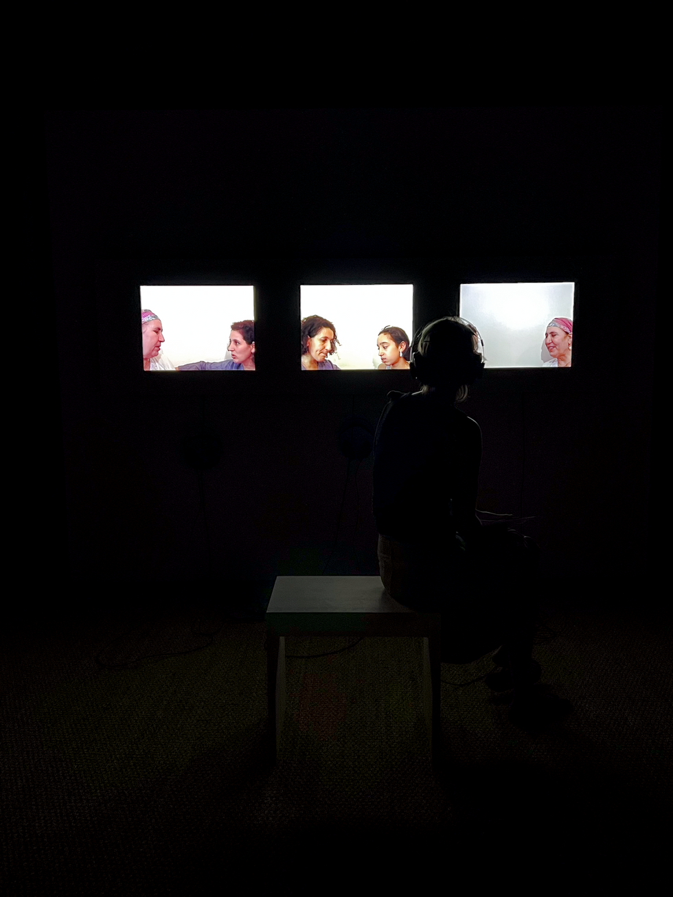 Oeuvre audiovisuelle exposition Arles Publicis