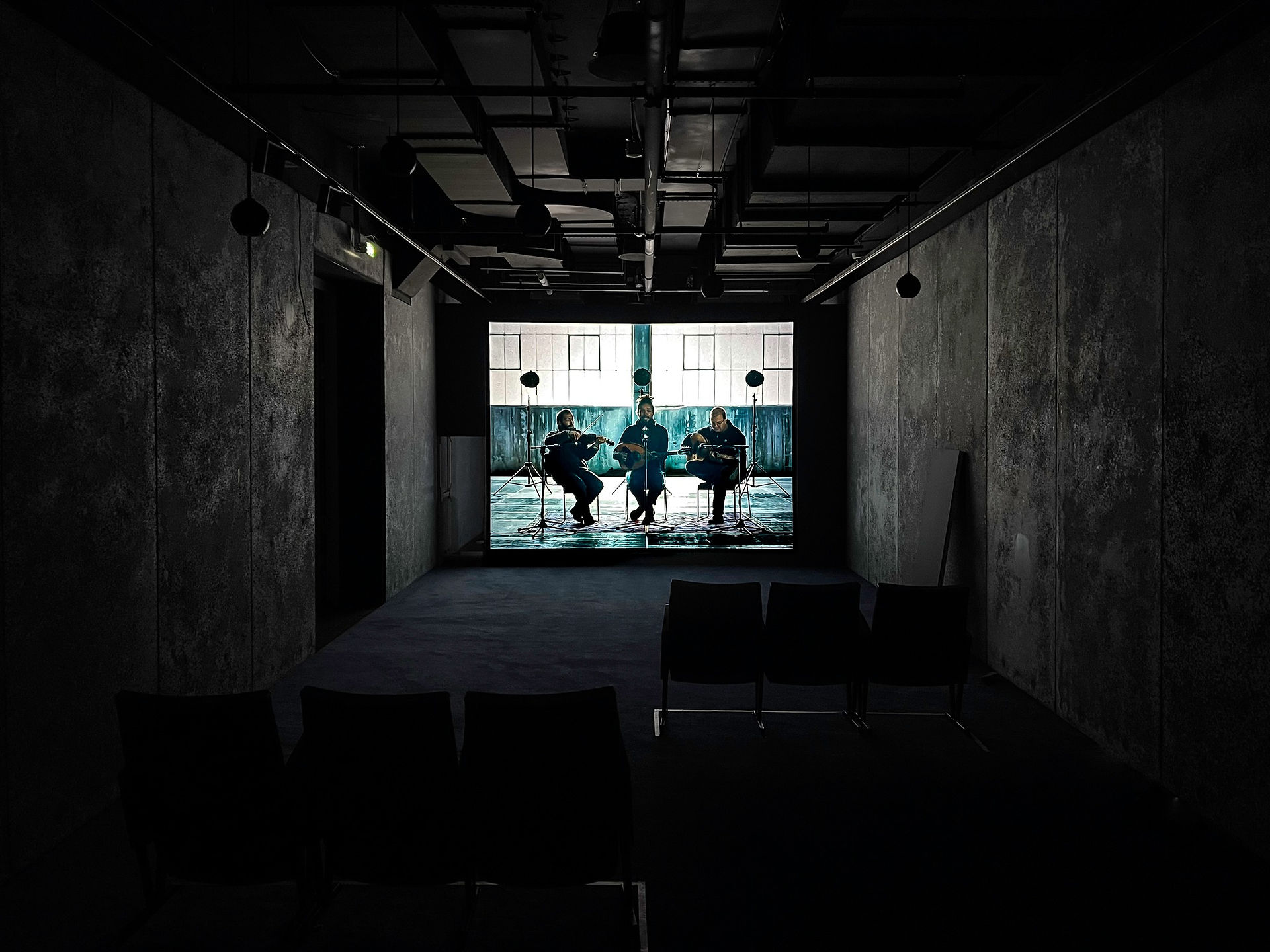 Bouchra Khalili : The Circle & The Tempest Society