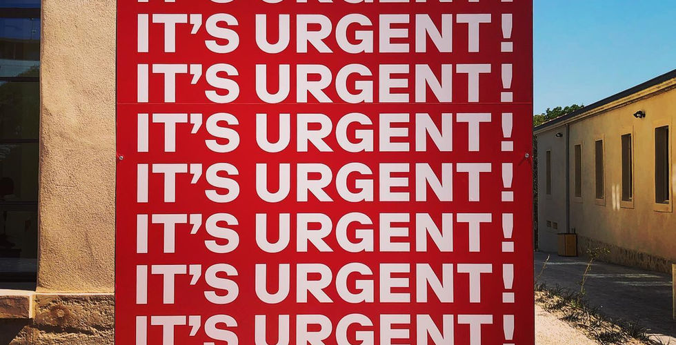 It's Urgent !, a Luma Project.