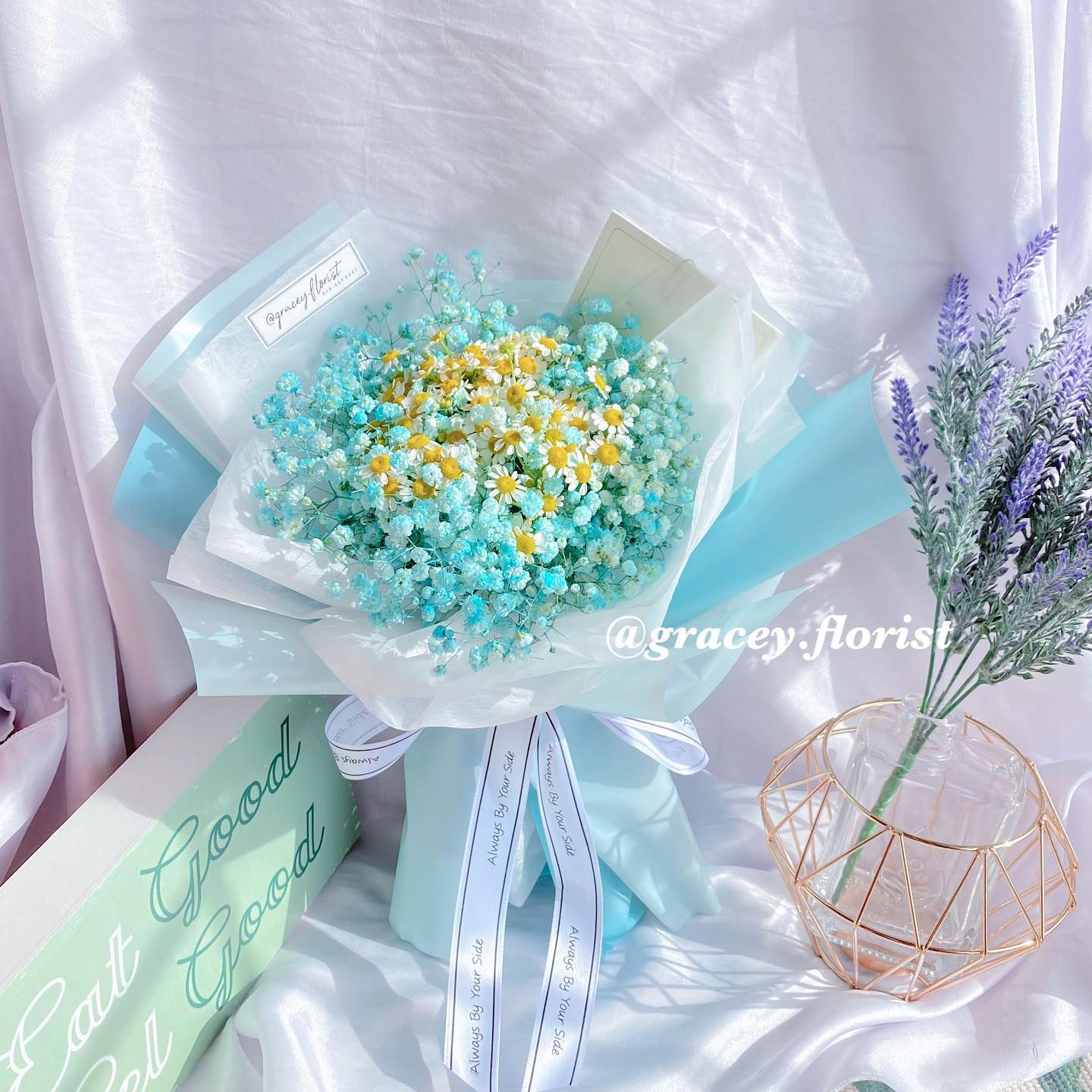 Baby breath with chamomile bouquet