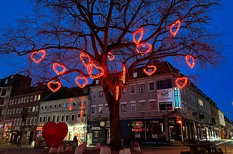 JGA heißt nicht gleich Stripperinnen - aber für die Party erwartet euch die große Freiheit mit Clubs und Bars.