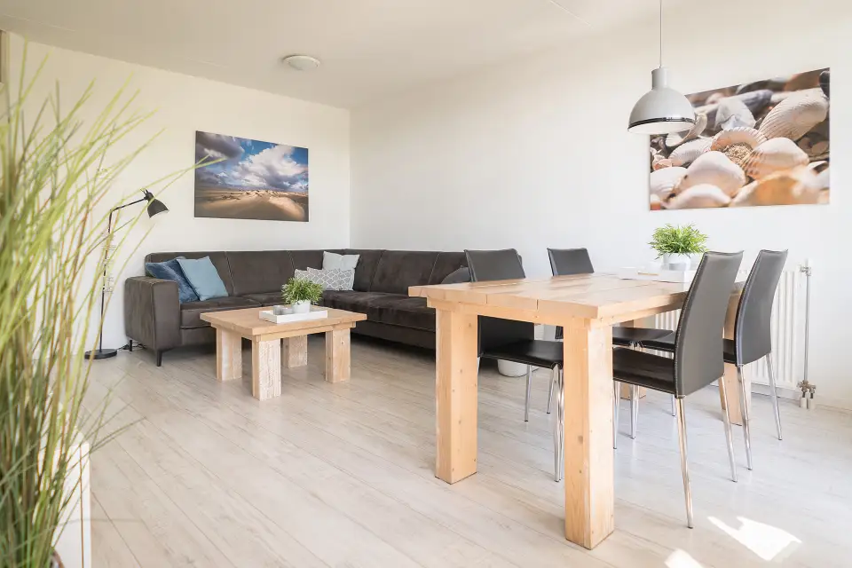 33-woonkamer_bank.webp